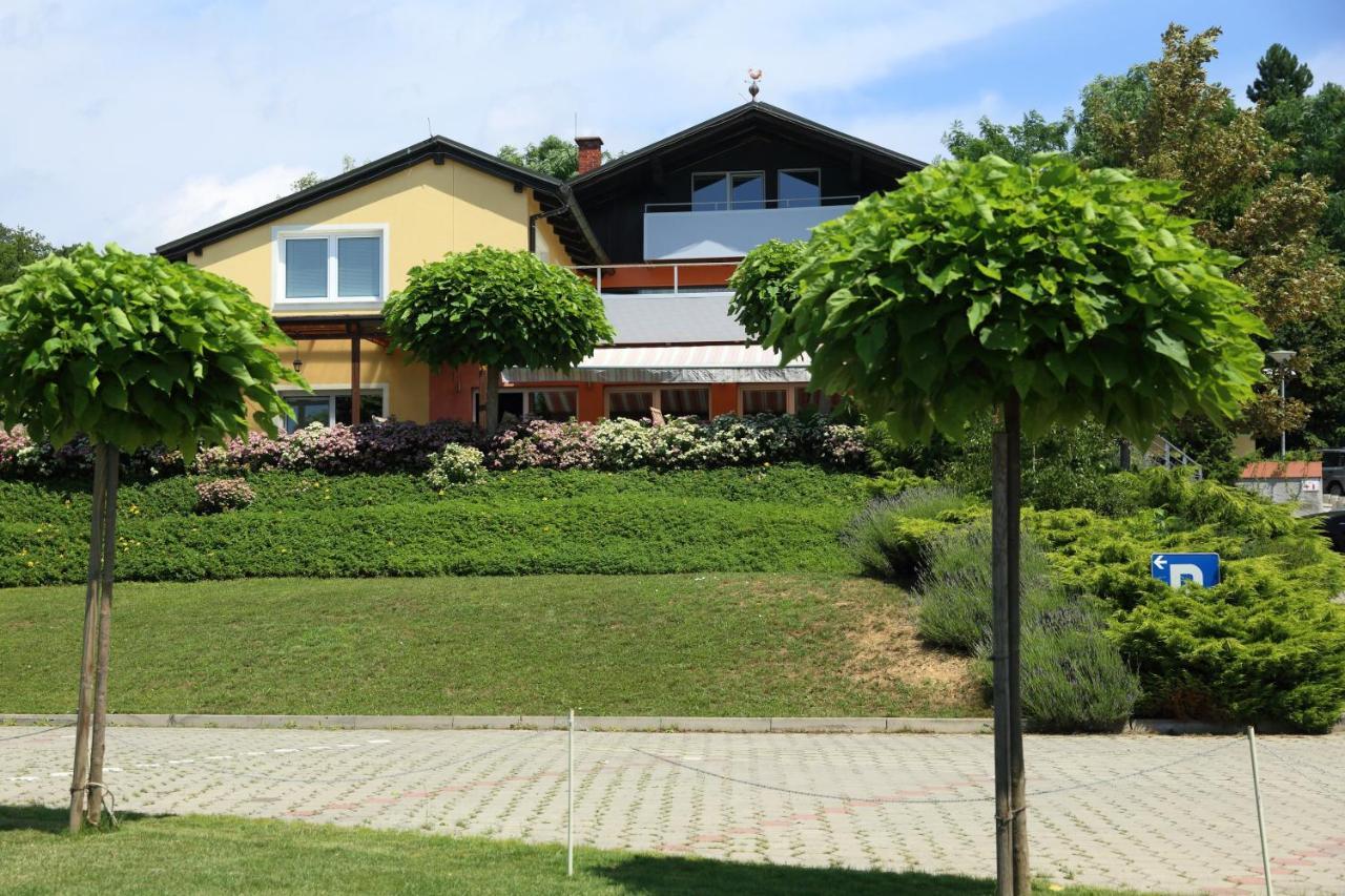 Sobe Grabar Bed and Breakfast Ptuj Exteriör bild