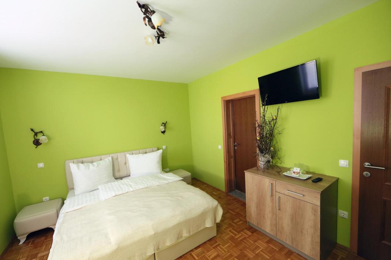 Sobe Grabar Bed and Breakfast Ptuj Exteriör bild